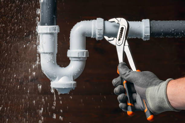Professional Gas Line Repair technician working in Ashley, OH